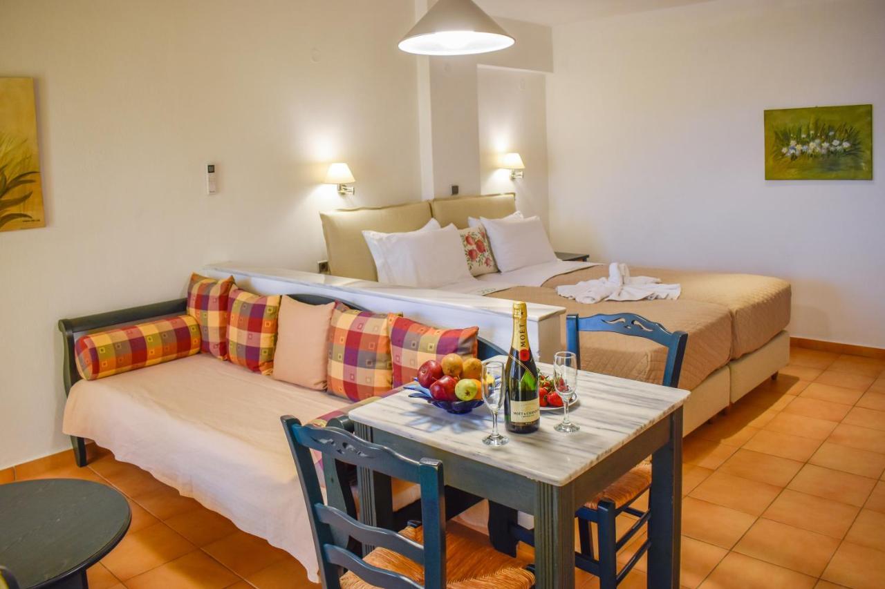 Hotel Dafni Skiathos Exterior foto