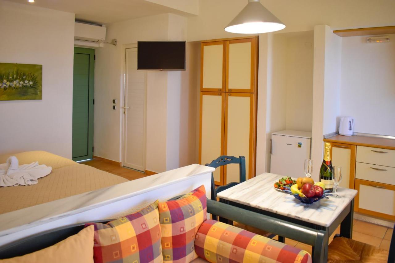 Hotel Dafni Skiathos Exterior foto